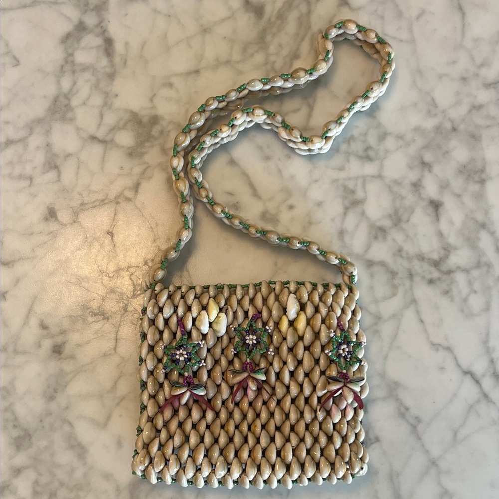 Vintage Handcrafted Beaded Shell Bag - Picture 1 of 9